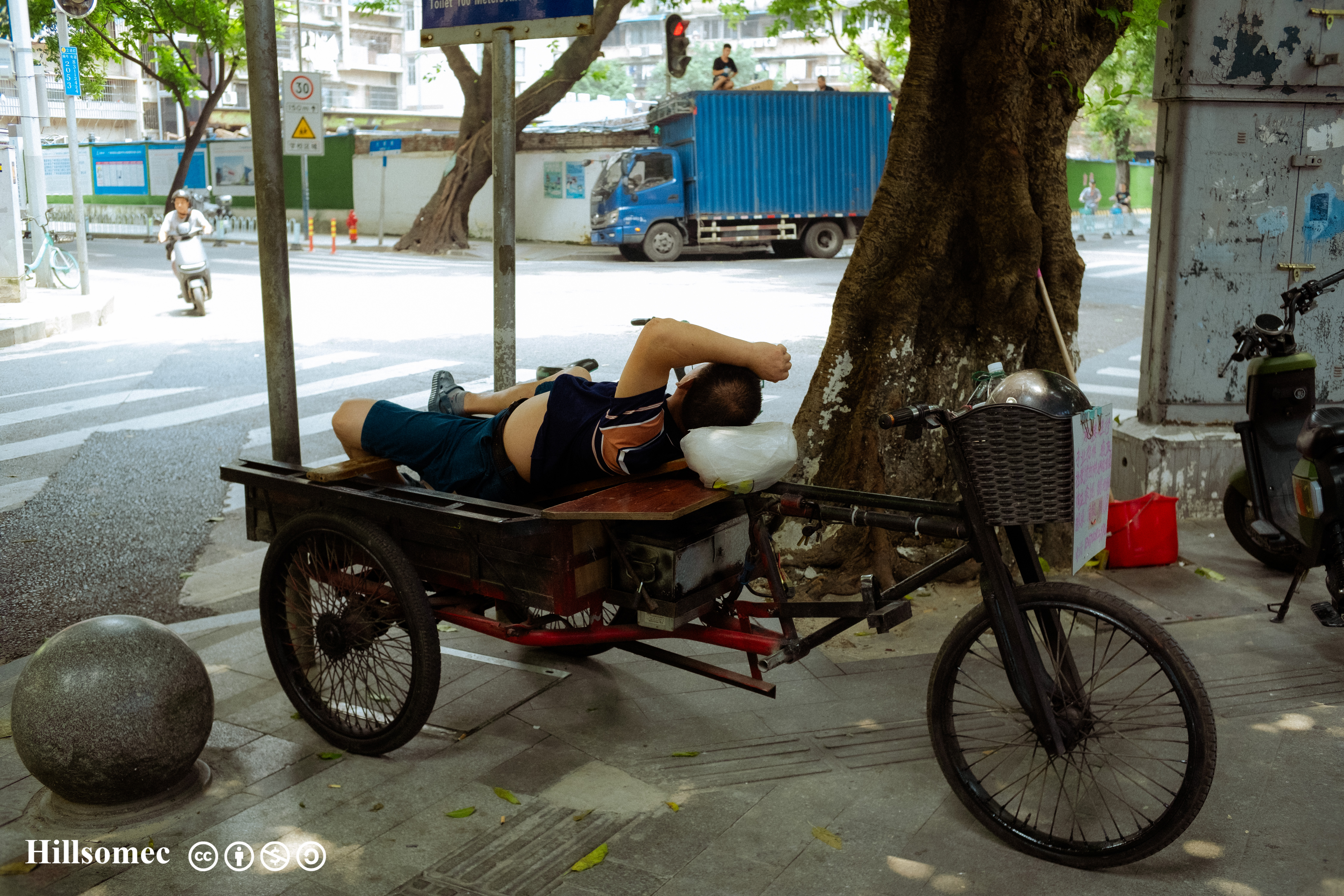 An image to describe post